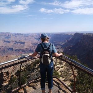 Meet your Posher, Averi